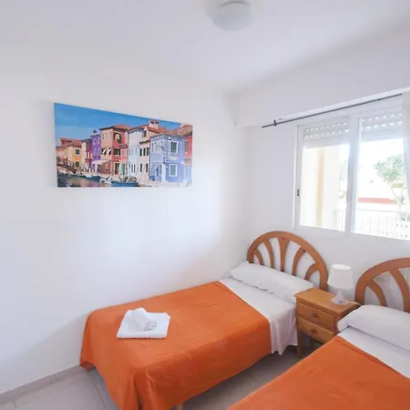 Homeincalpe La Reina Appartement